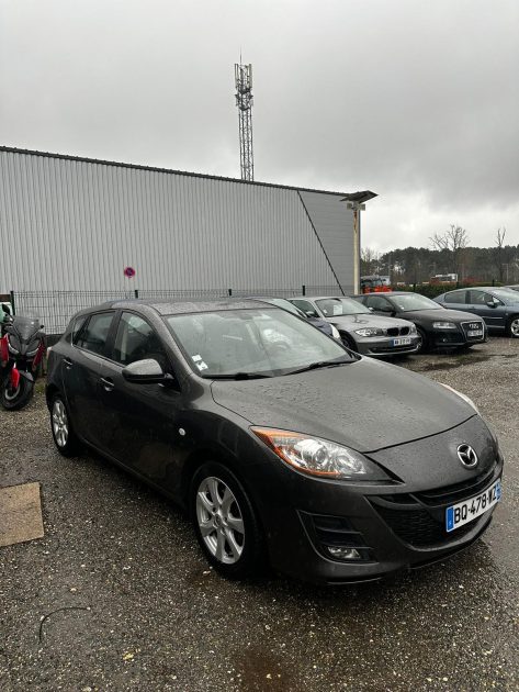 MAZDA 3 2011