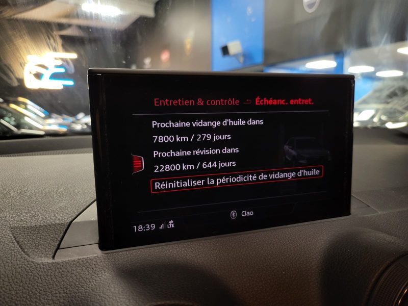 AUDI Q2 1.4 TFSI 150cv S LINE APPLE CARPLAY / VOLANT MEPLAT / 2 ème MAIN