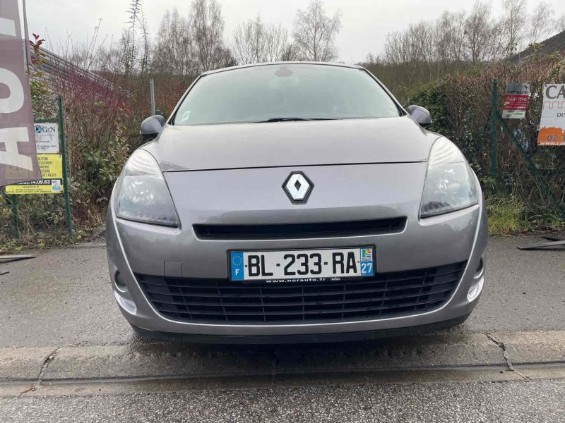 RENAULT SCÉNIC III 1.9DCI 131CV