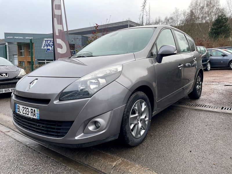 RENAULT SCÉNIC III 1.9DCI 131CV