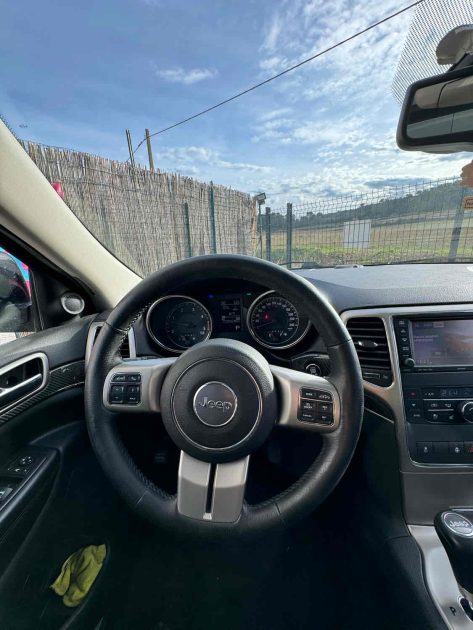 JEEP GRAND CHEROKEE 2013