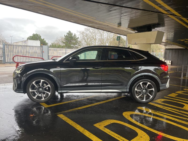 Audi Q3 1.5 L TFSI Mild-Hybrid 150 ch S LINE S TRONIC