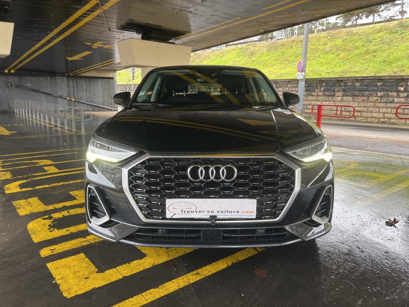 Audi Q3 1.5 L TFSI Mild-Hybrid 150 ch S LINE S TRONIC