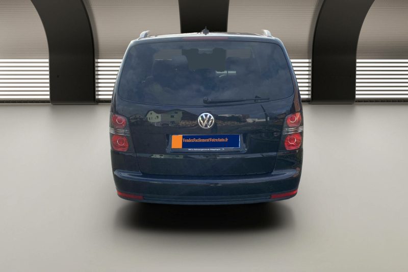 Volkswagen Touran 1.4 TSI 140ch Confortline Attelage amovible démontable + 4 pneus neige
