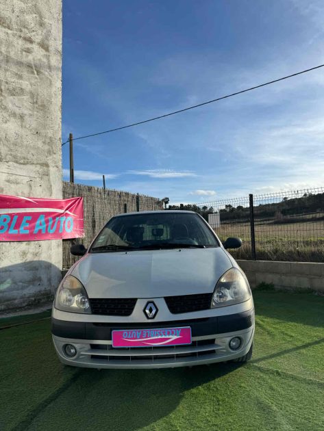 RENAULT CLIO II 2003