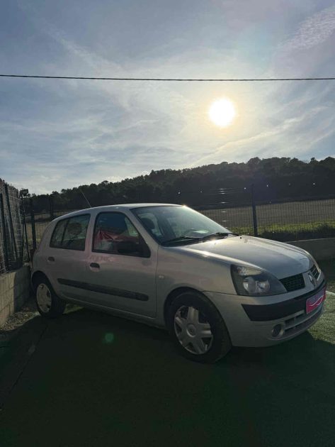 RENAULT CLIO II 2003