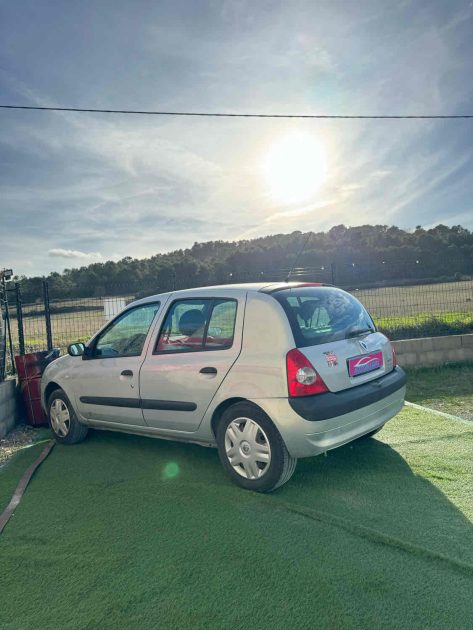 RENAULT CLIO II 2003