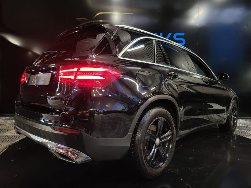 MERCEDES GLC 220 d 4-matic 170cv EXECUTIVE EXTERIEURE AMG-line INTERRIEURE / CUIR / SIEGES ELECTRIQU