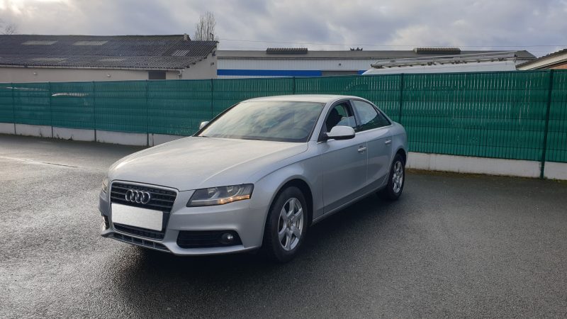 Audi A4 V6 2.7 TDI 190 DPF Ambiente