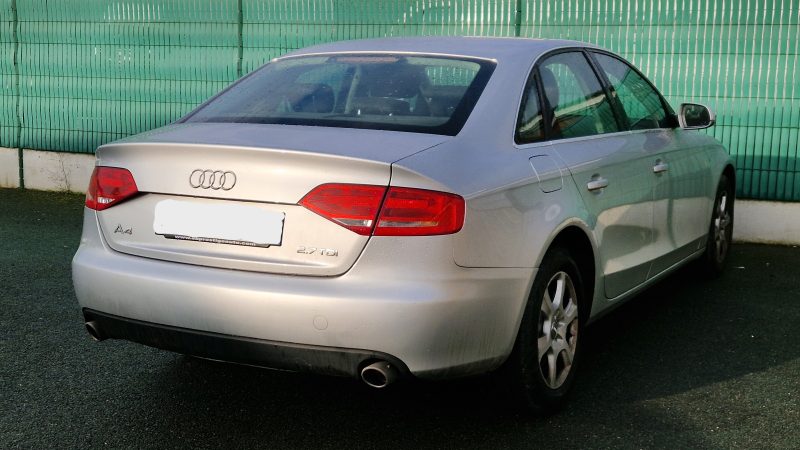 Audi A4 V6 2.7 TDI 190 DPF Ambiente