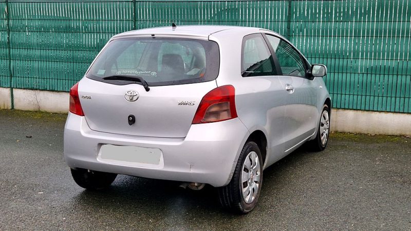 TOYOTA YARIS 2006