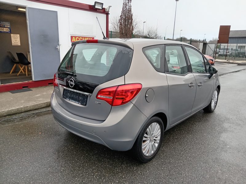 OPEL MERIVA B Monospace 2011