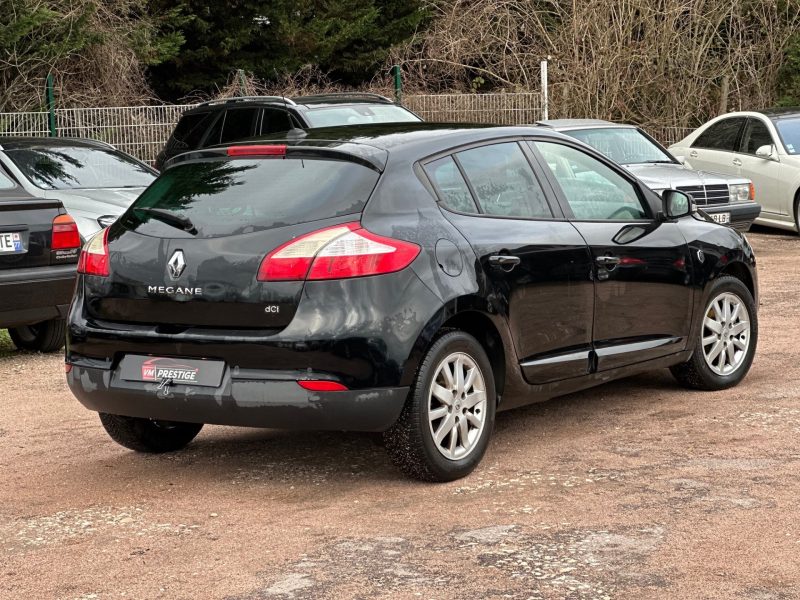 RENAULT MEGANE 3 2011