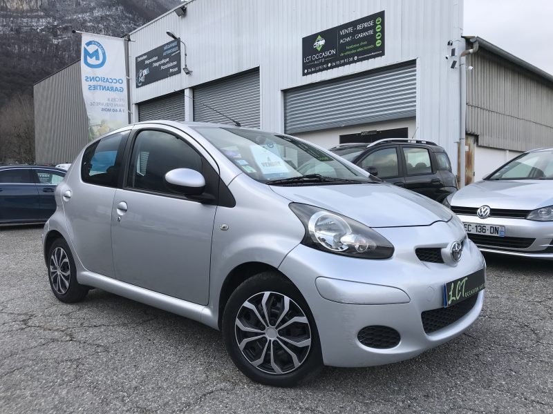 TOYOTA AYGO - 1.0 VVTi 68cv DYNAMIQUE - GARANTIE 6 MOIS