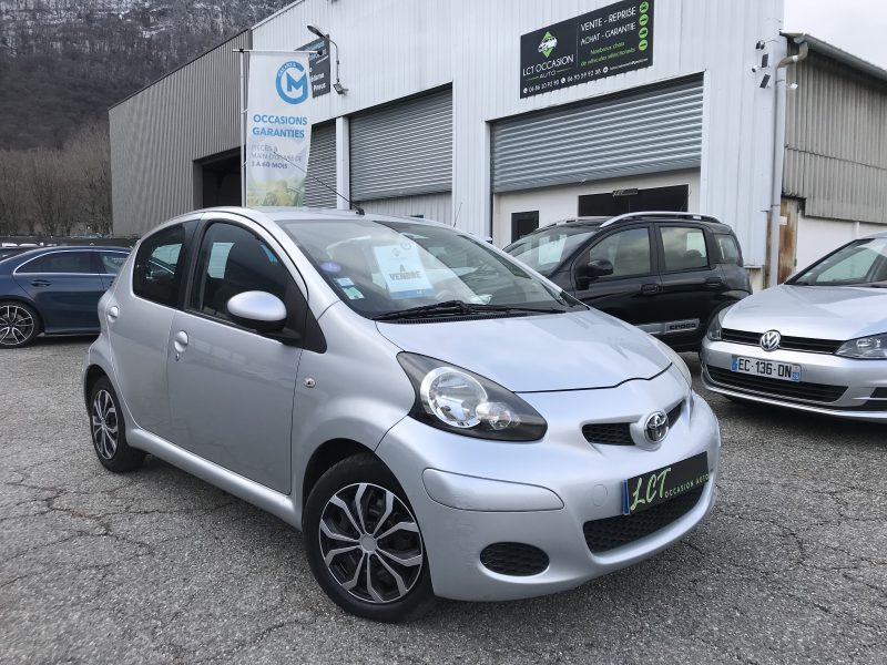 TOYOTA AYGO - 1.0 VVTi 68cv DYNAMIQUE - GARANTIE 6 MOIS