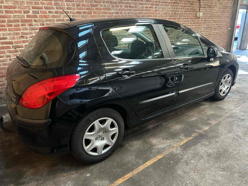 PEUGEOT 308 1.6 HDi 90 cv 