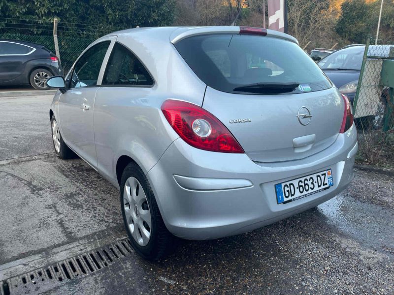 OPEL CORSA D 1.2i 80CV