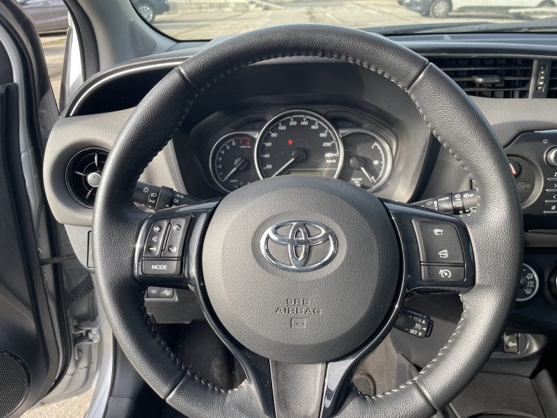 TOYOTA YARIS 2019