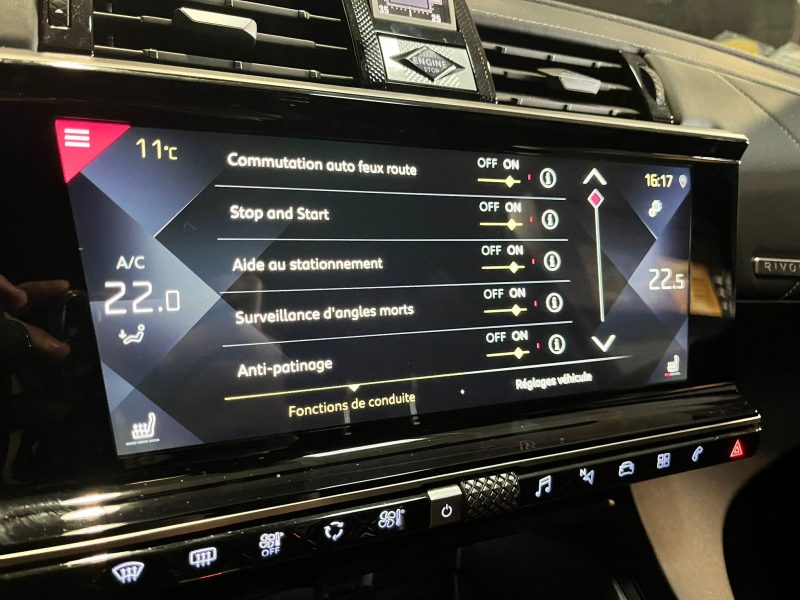 DS DS 7 Crossback 2.0 BlueHDi 180cv Rivoli BVA 1ère Main / APPLE CARPLAY/SIEGES CHAUFFANT-MASSANT/CA