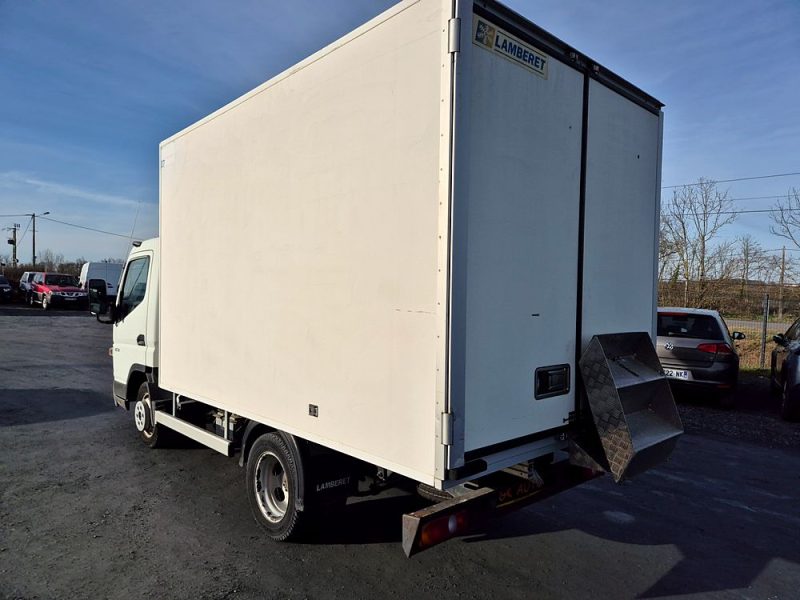 Mitsubishi fuso canter frigorifique125cv 2006 52000 km VENTE MARCHAND