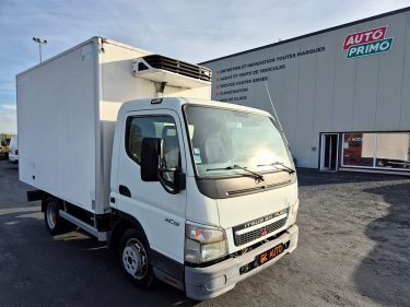 Mitsubishi fuso canter frigorifique125cv 2006 52000 km VENTE MARCHAND