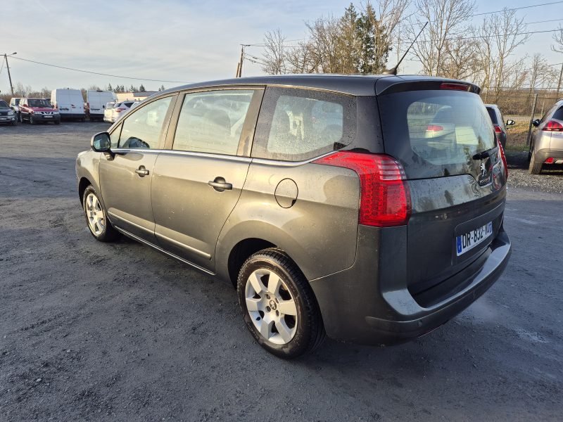 PEUGEOT 5008 1.2 130cv 2015 129000 km possibilité ethanol