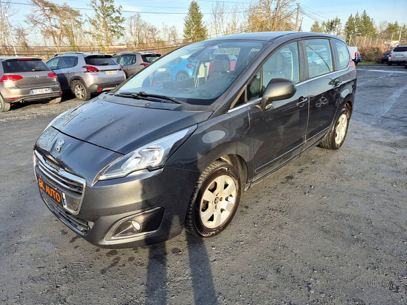 PEUGEOT 5008 1.2 130cv 2015 129000 km possibilité ethanol