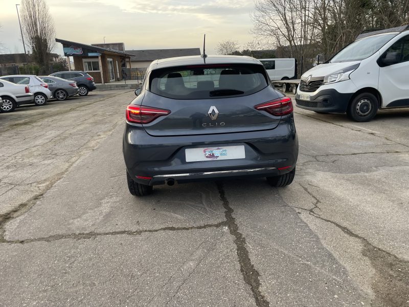 RENAULT CLIO 2020