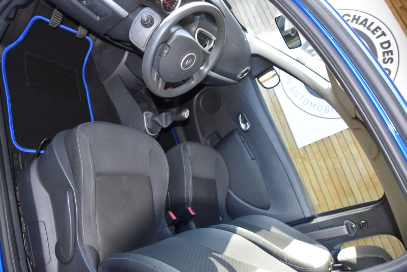 RENAULT CLIO 2010