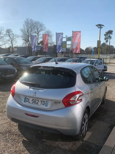 PEUGEOT 208 ACTIVE 2014