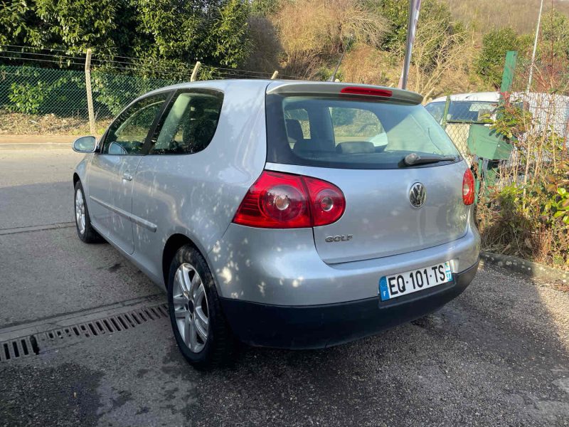 VOLKSWAGEN GOLF V 1.9TDI 105CV