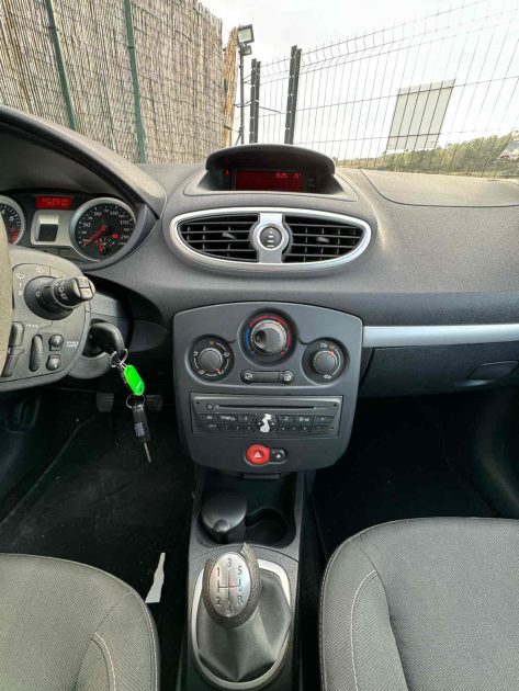 RENAULT CLIO III 2010