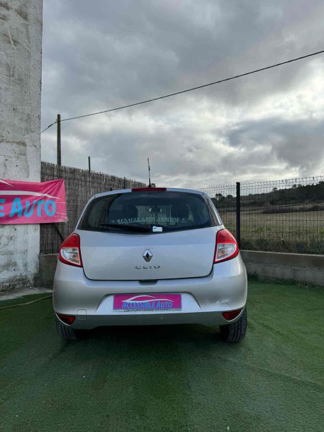 RENAULT CLIO III 2010