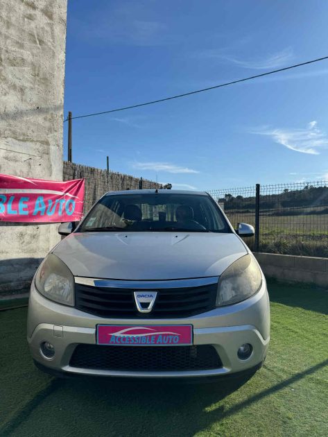 DACIA SANDERO 2010