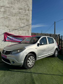 DACIA SANDERO 2010