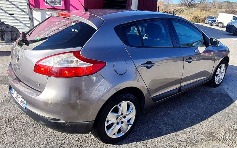 RENAULT MEGANE III 3/5 portes 2012 auto