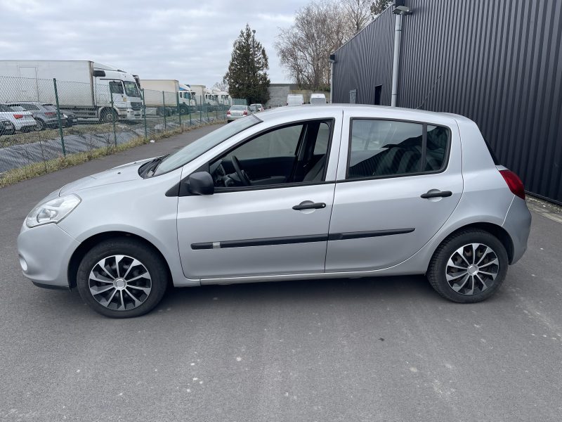 RENAULT CLIO III 2011