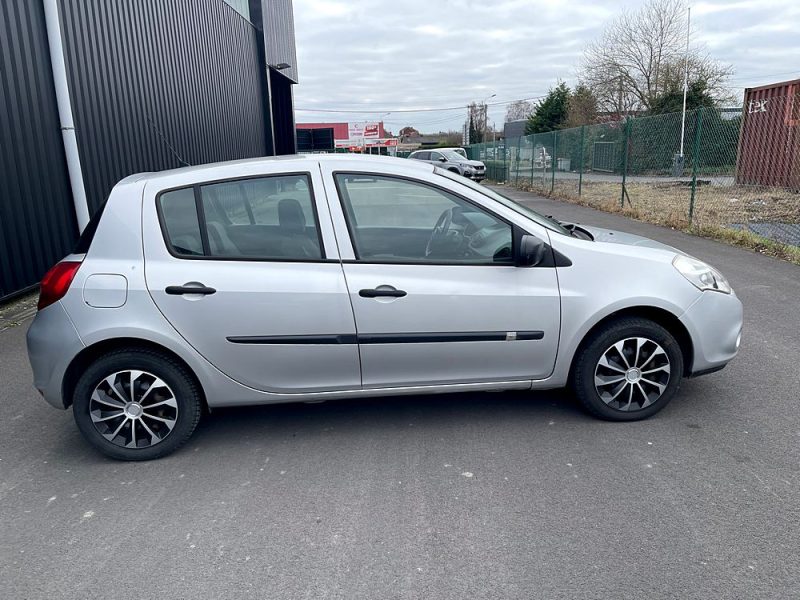 RENAULT CLIO III 2011