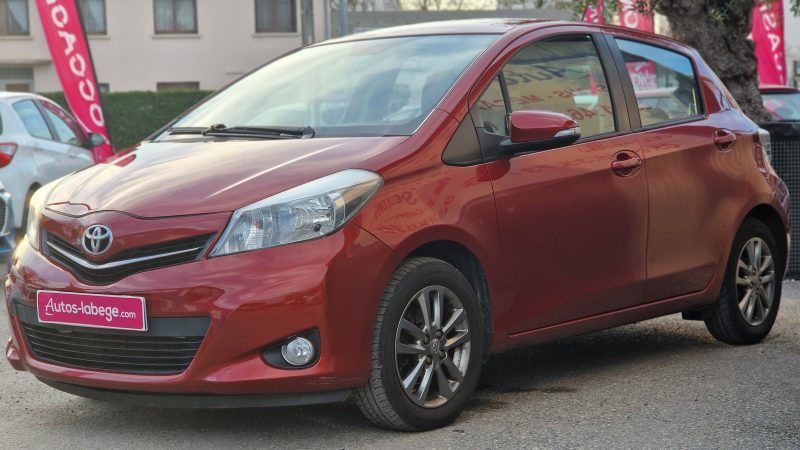 TOYOTA YARIS 2014