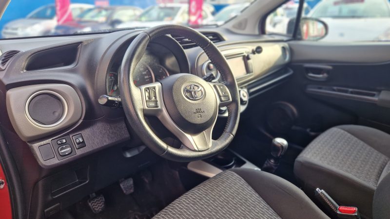 TOYOTA YARIS 2014