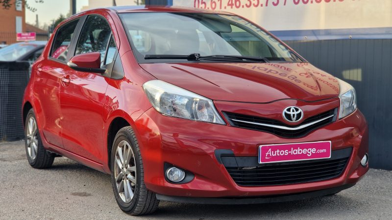 TOYOTA YARIS 2014