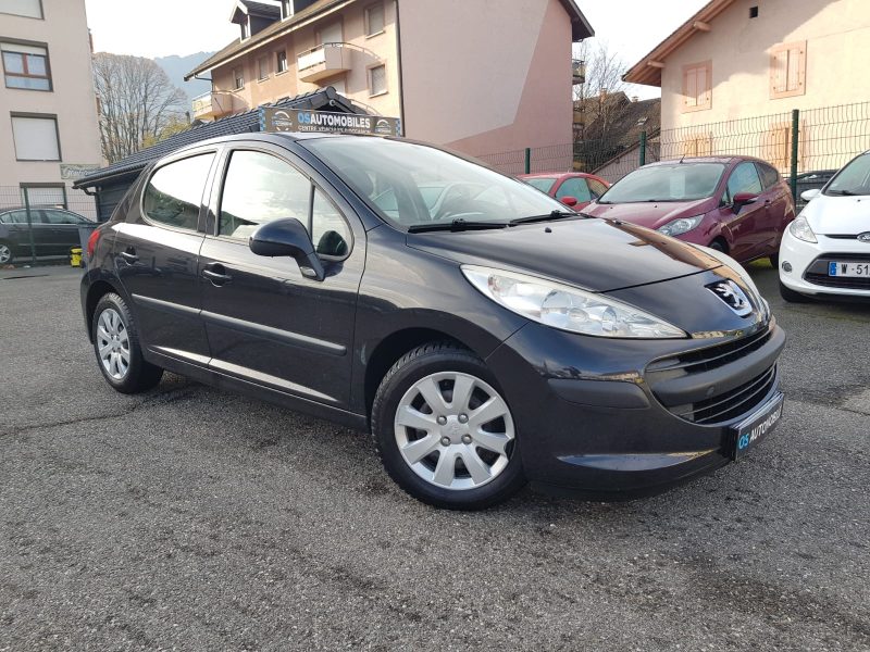 PEUGEOT  207 1.4i 75CV URBAN