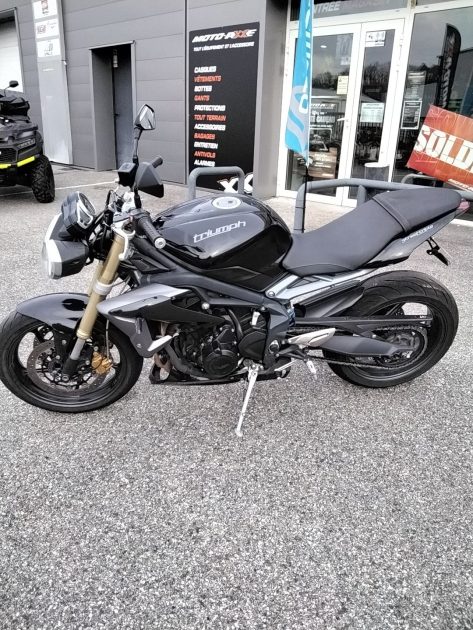 TRIUMPH 675 STREET TRIPLE 2013