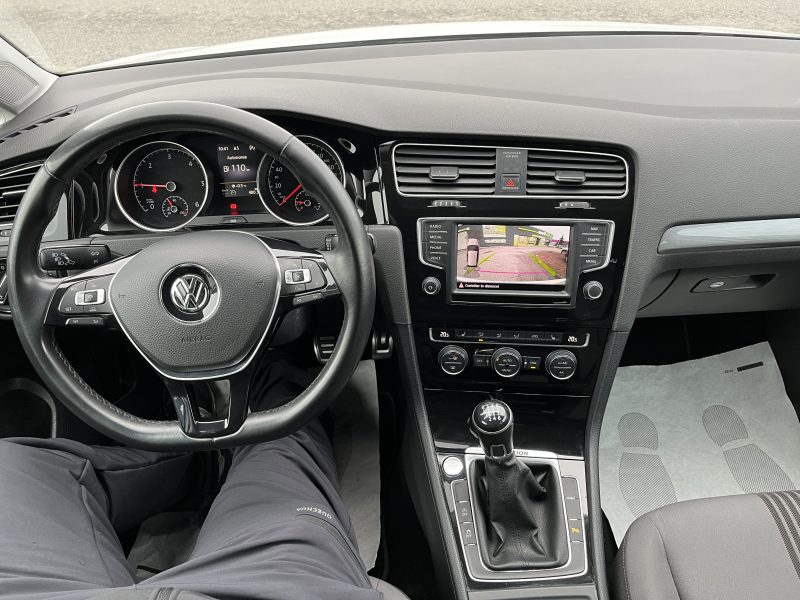 VOLKSWAGEN GOLF VII 2016