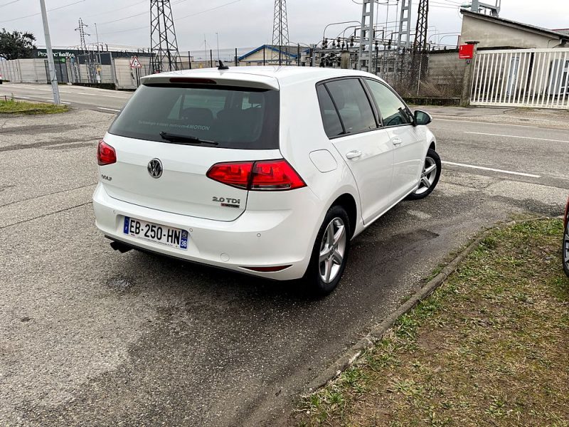 VOLKSWAGEN GOLF VII 2016