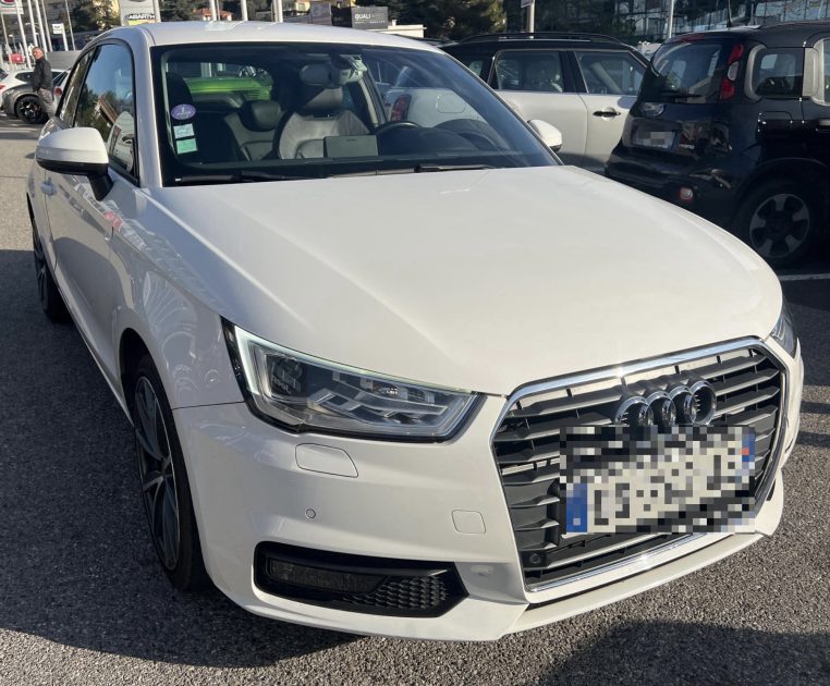 AUDI A1 1.4 TFSI 150cv AMBITION LUXE S TRONIC GARANTIE 12 MOIS