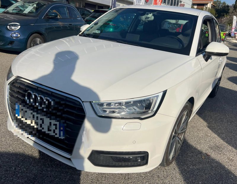 AUDI A1 1.4 TFSI 150cv AMBITION LUXE S TRONIC GARANTIE 12 MOIS