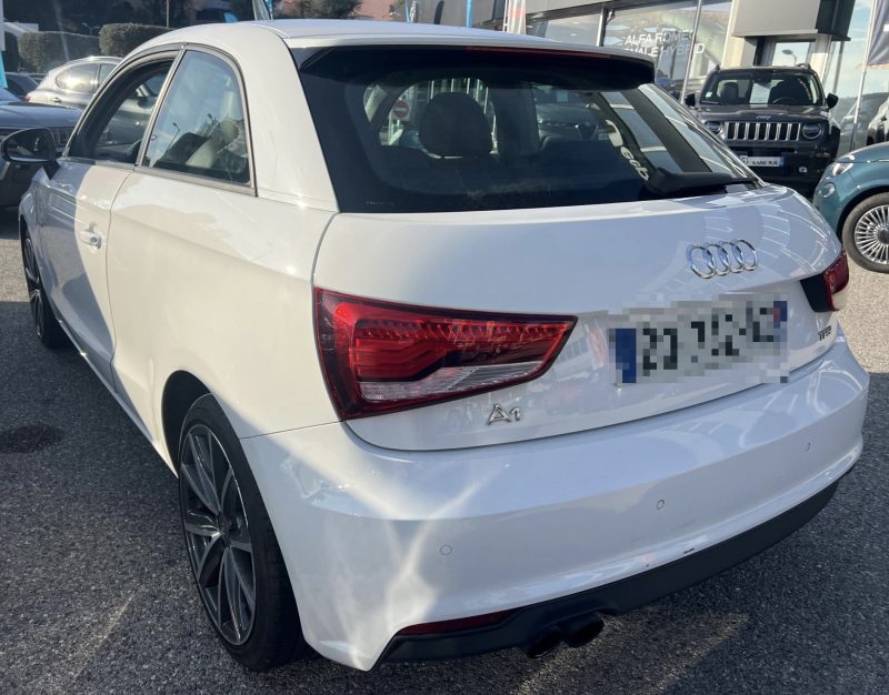 AUDI A1 1.4 TFSI 150cv AMBITION LUXE S TRONIC GARANTIE 12 MOIS