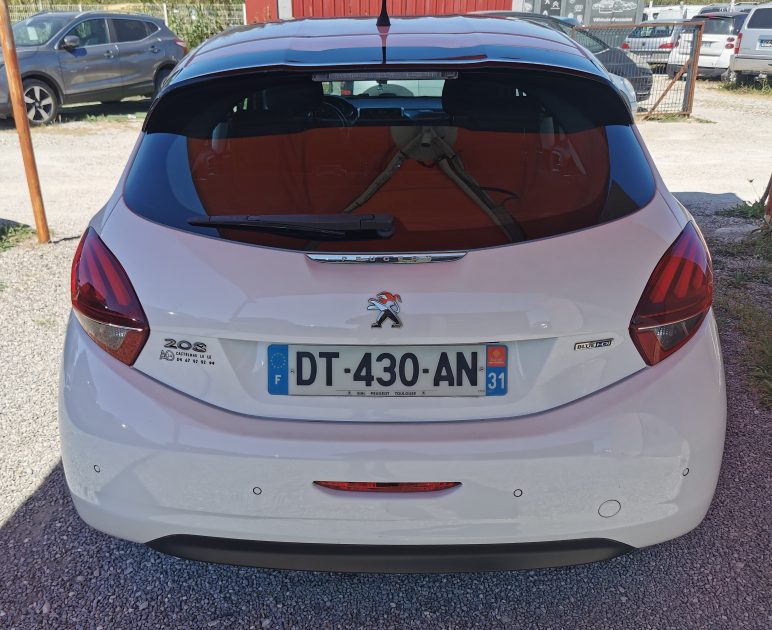 PEUGEOT 208 1,6HDI 100CH ALLURE 2015