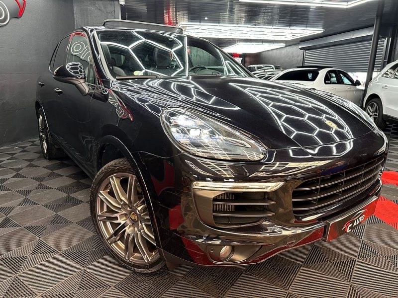 PORSCHE CAYENNE 2017